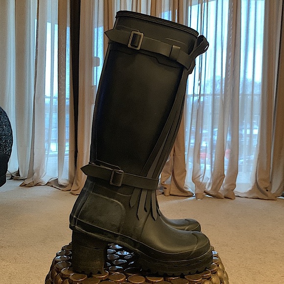 Hunter Fringe Boots in Black Size: US 7F - Rare - Picture 3 of 7